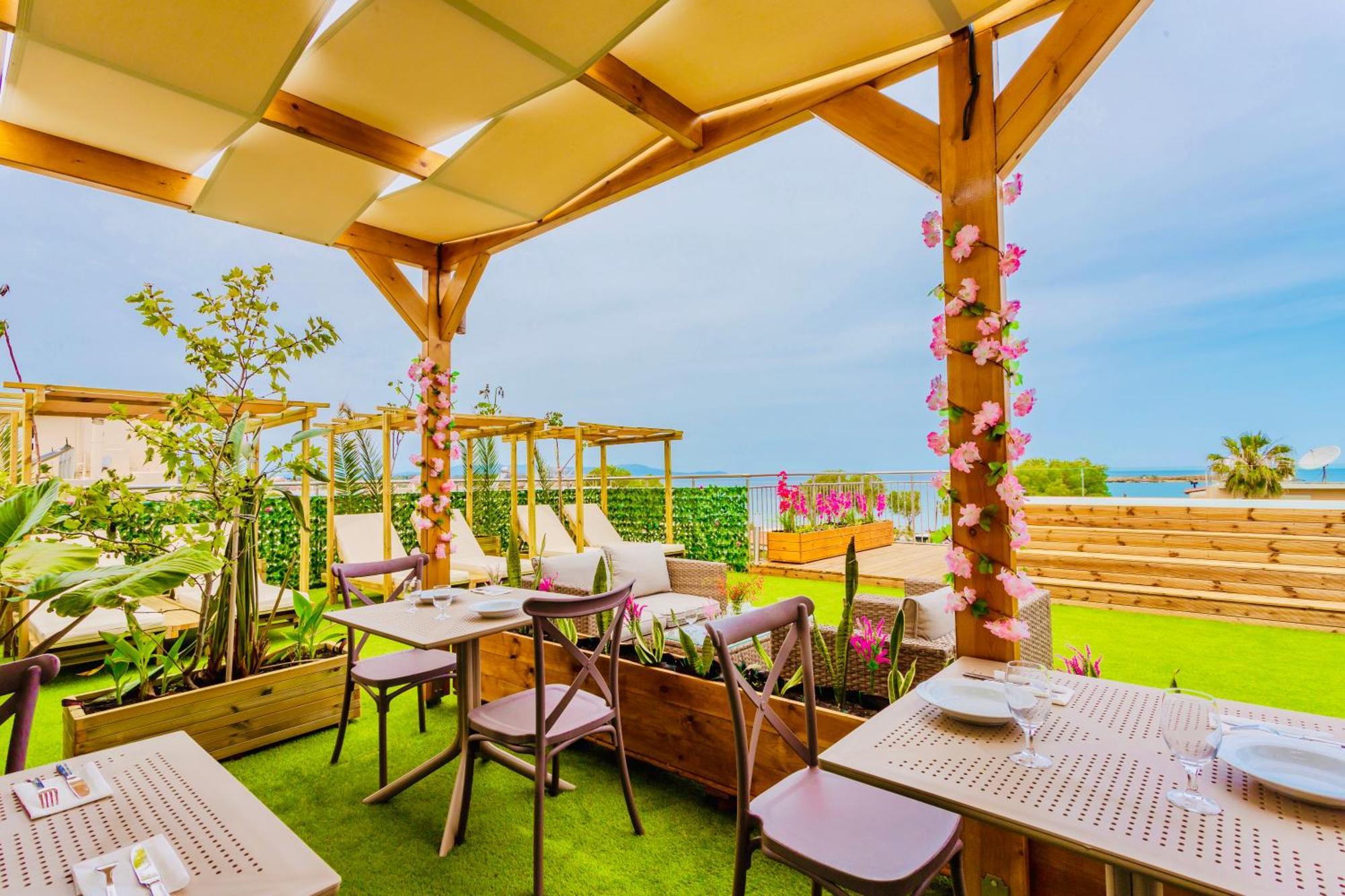 Pearl Seaside Cozy Apartments Chania  Exterior foto